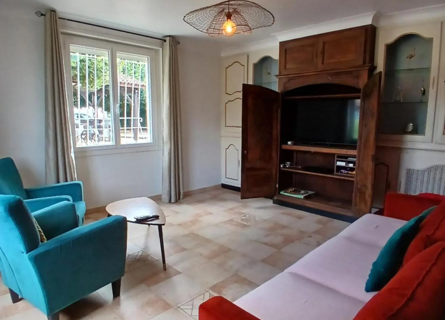 Villa Victoria Le Sequestre منزل للإقامة